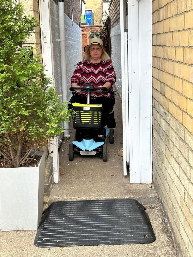 Self Contained Garden Flat Newly Refurbished Appartement Bridlington Buitenkant foto